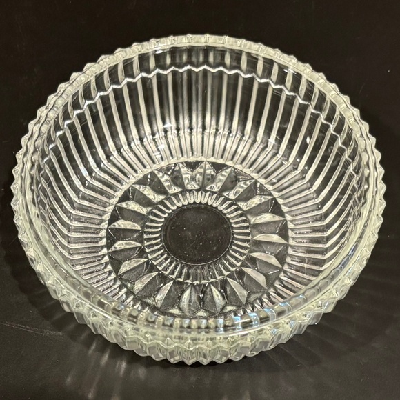 Fostoria "Heritage" Crystal Candy Dish/Bowl NO LID - Picture 2 of 3